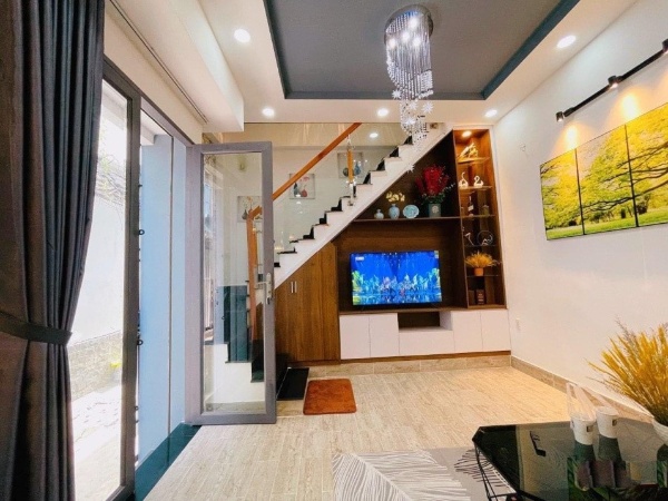 Bán nhà 2 tầng mặt tiền Đường Trần Văn Kiểu, Phường 10, Quận 6, Hồ Chí Minh